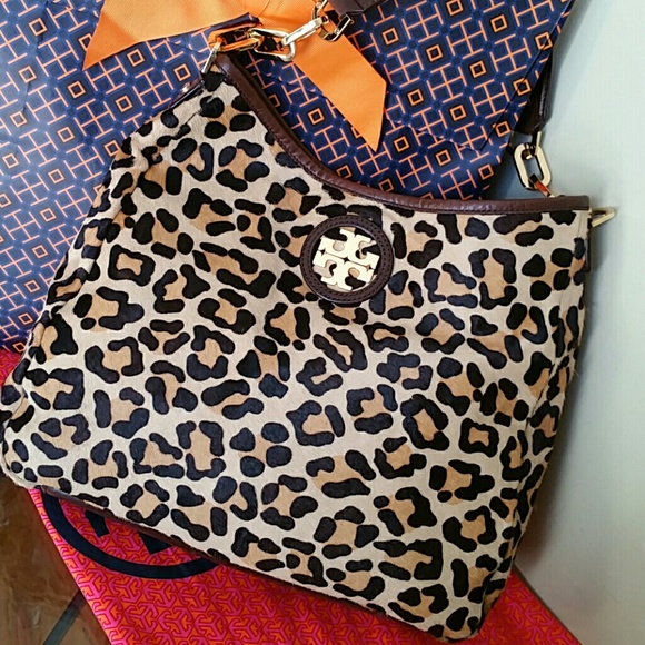 Tory Burch Handbags - Authentic Tory Burch hobo